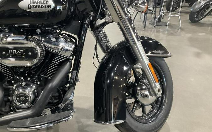2022 Harley-Davidson® FLHCS - Heritage Classic 114