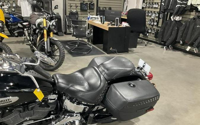 2022 Harley-Davidson® FLHCS - Heritage Classic 114