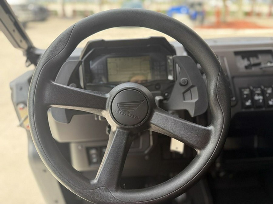 2026 Honda Pioneer 1000-5 Deluxe