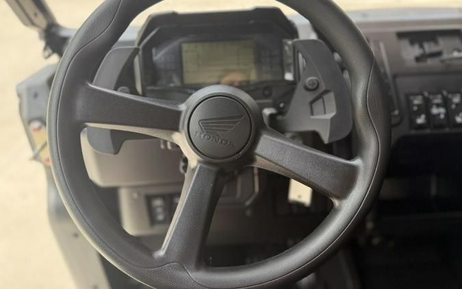 2026 Honda Pioneer 1000-5 Deluxe