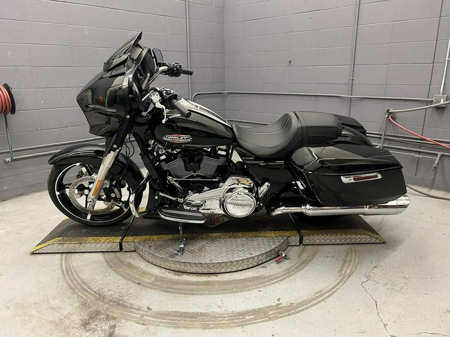 2024 Harley-Davidson® FLHX - Street Glide®