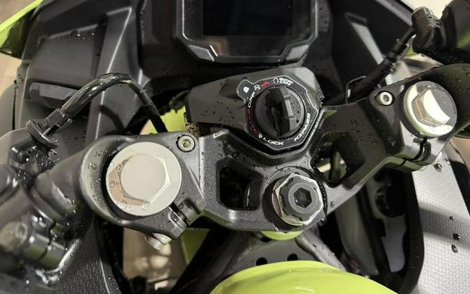 2026 Kawasaki Ninja® 500 SE ABS