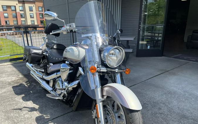 2009 Suzuki Boulevard C109RT