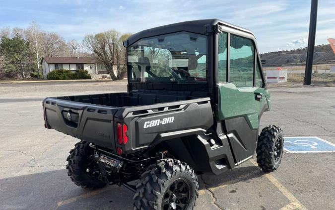 2026 DEFENDER CAB HD10 - Can-Am