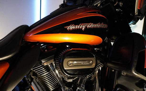 2017 Harley-Davidson® FLHXSE - CVO™ Street Glide®