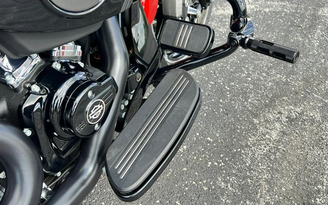 FLHX 2025 Street Glide