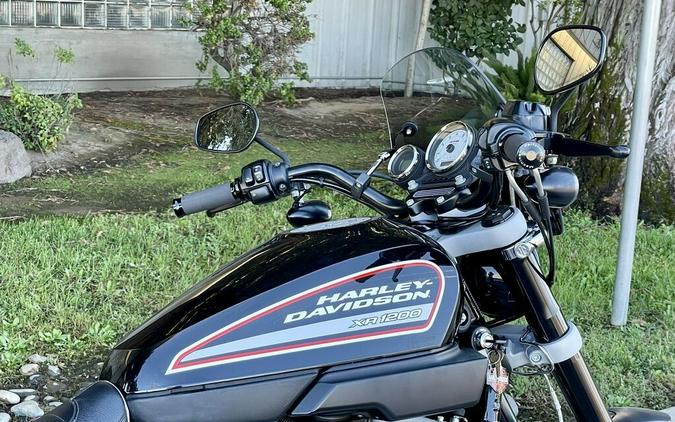 XR1200 2009 XR1200™