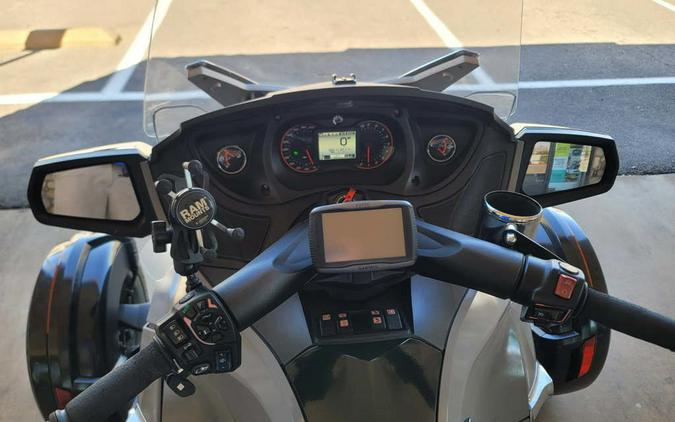 2014 Can-Am® Spyder® RT Limited SE6