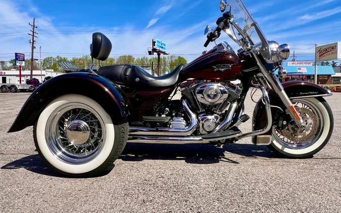 2011 Harley-Davidson Road King Classic (Frankenstein Trike Kit)