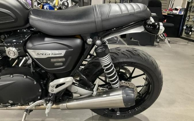 2022 Triumph Speed Twin Matt Storm Grey