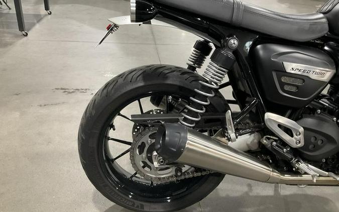 2022 Triumph Speed Twin Matt Storm Grey