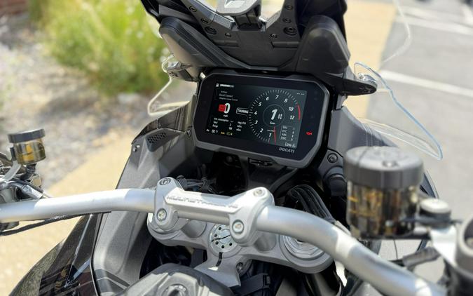 2026 Ducati Multistrada V4 S Thrilling Black