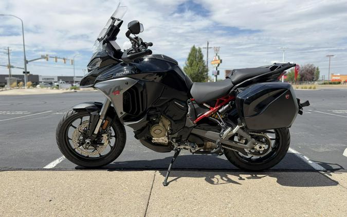 2026 Ducati Multistrada V4 S Thrilling Black