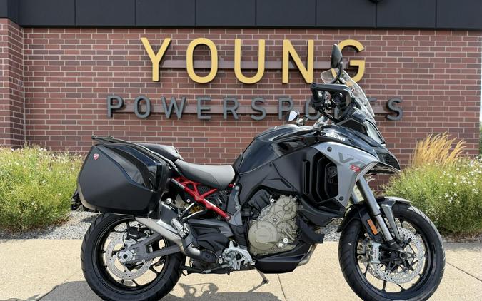 2026 Ducati Multistrada V4 S Thrilling Black