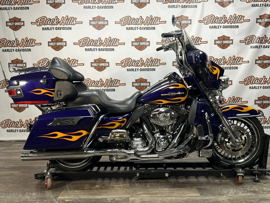 2012 Harley-Davidson® Electra Glide® Ultra Limited DEEP PURPLE,ORANGE FLAMES
