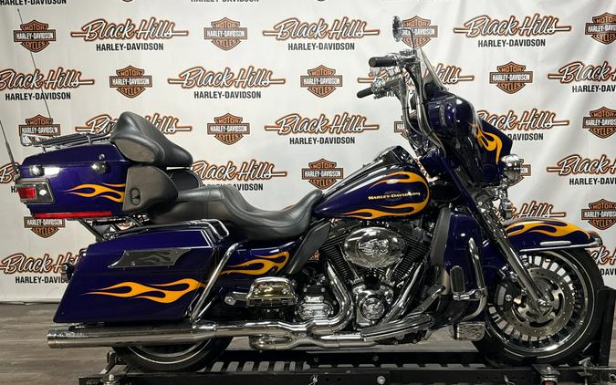 2012 Harley-Davidson® Electra Glide® Ultra Limited DEEP PURPLE,ORANGE FLAMES