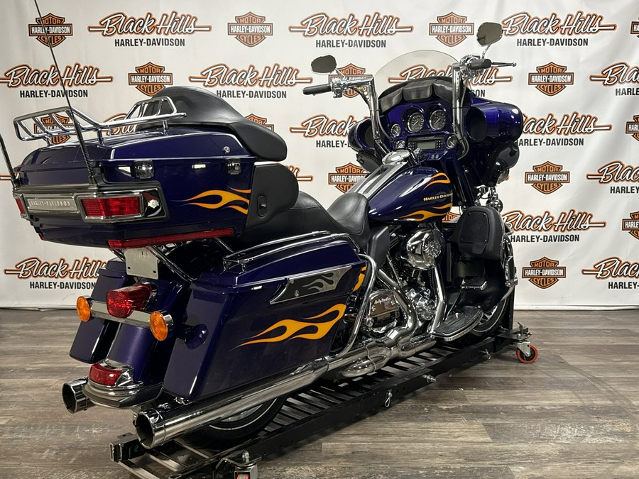 2012 Harley-Davidson® Electra Glide® Ultra Limited DEEP PURPLE,ORANGE FLAMES