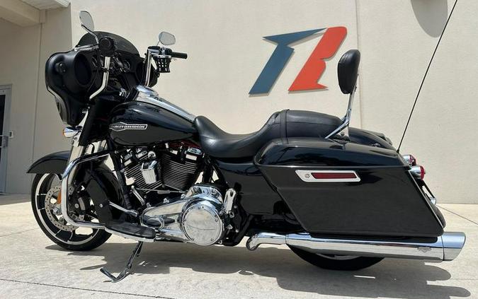 2022 Harley-Davidson® FLHX - Street Glide®