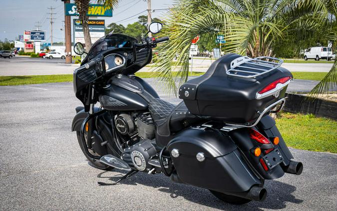 2017 Indian Motorcycle® Chieftain Dark Horse® Thunder Black Smoke