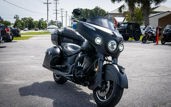 2017 Indian Motorcycle® Chieftain Dark Horse® Thunder Black Smoke