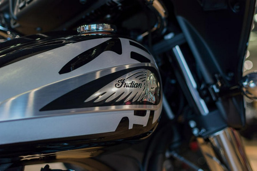 2024 Indian Motorcycle® Chieftain® Black Metallic