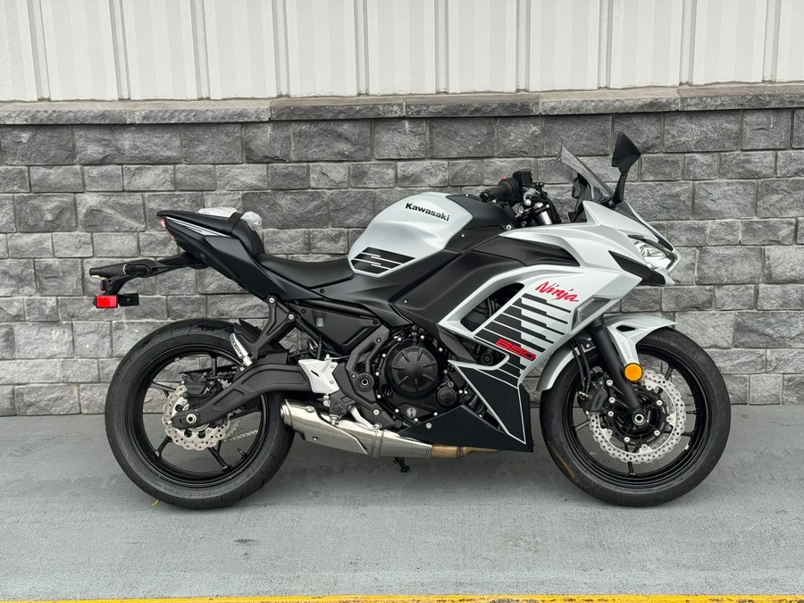 2026 Kawasaki Ninja 650 ABS