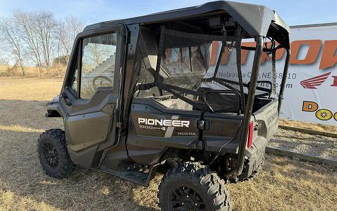 2024 Honda Pioneer 1000-5 Deluxe