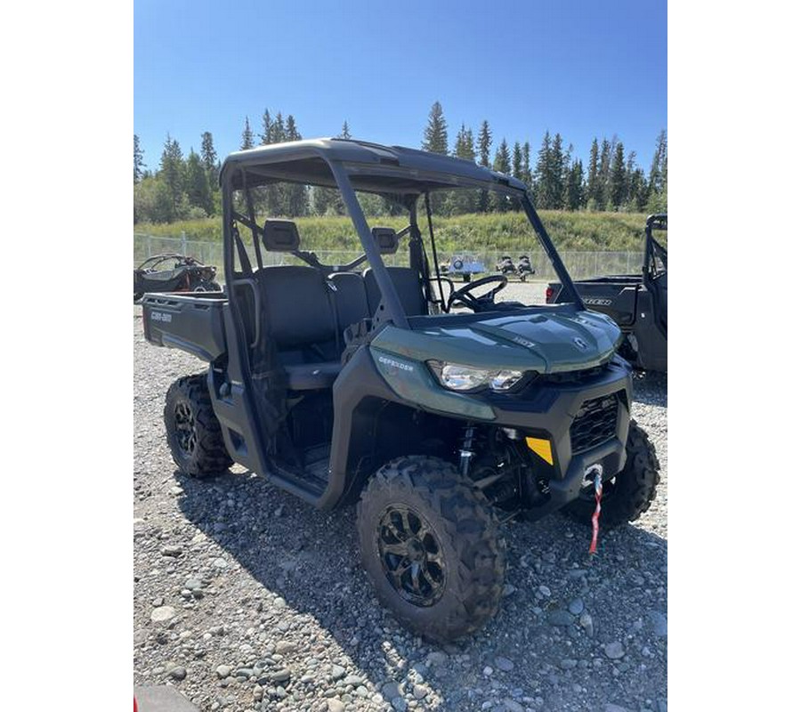 2023 Can-Am® Defender DPS HD7 Tundra Green