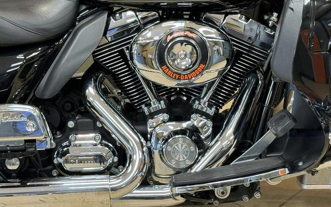 2010 Harley-Davidson® FLHTCU - Ultra Classic® Electra Glide