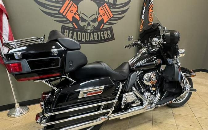 2010 Harley-Davidson® FLHTCU - Ultra Classic® Electra Glide