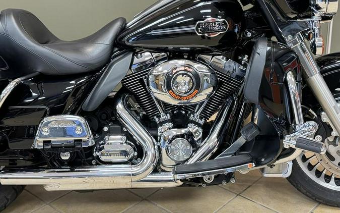 2010 Harley-Davidson® FLHTCU - Ultra Classic® Electra Glide