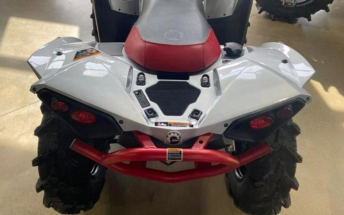 2025 Can-Am® Renegade X mr 1000 R Hyper Silver & Legion Red