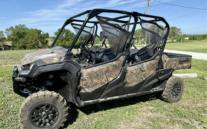2023 Honda Pioneer 1000-6 Deluxe Crew