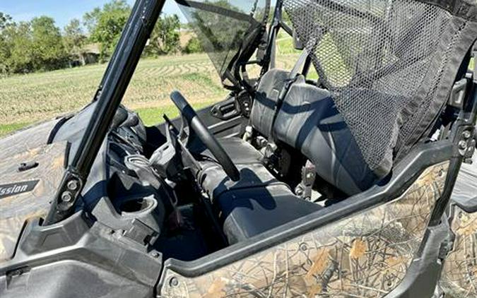 2023 Honda Pioneer 1000-6 Deluxe Crew