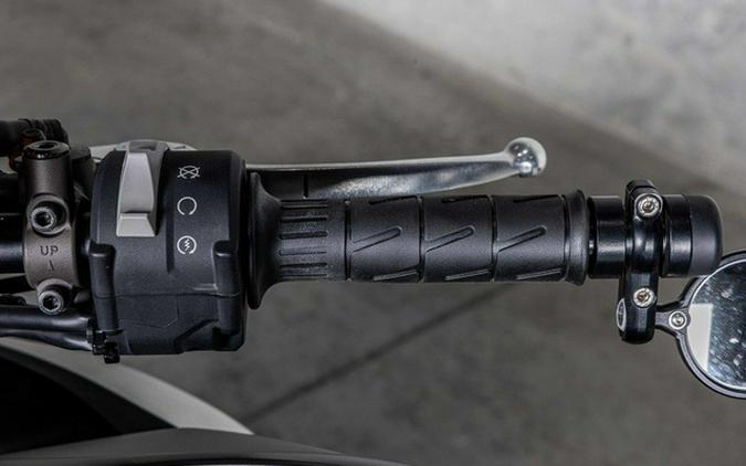 2026 Kawasaki Z900 SE ABS