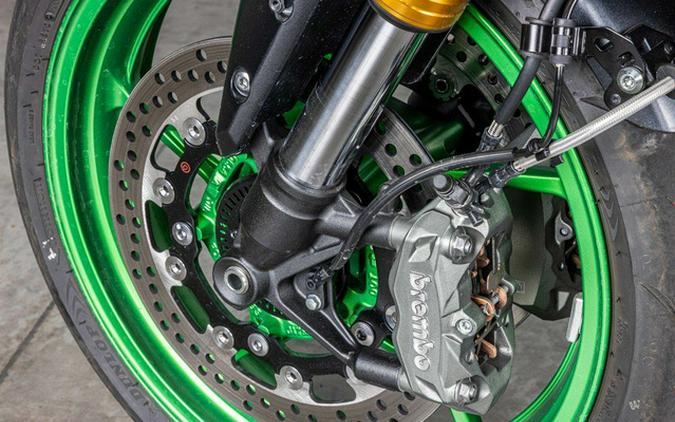 2026 Kawasaki Z900 SE ABS