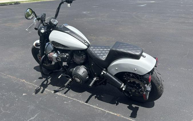 2024 Indian Chief Bobber Ghost White Metallic Smoke