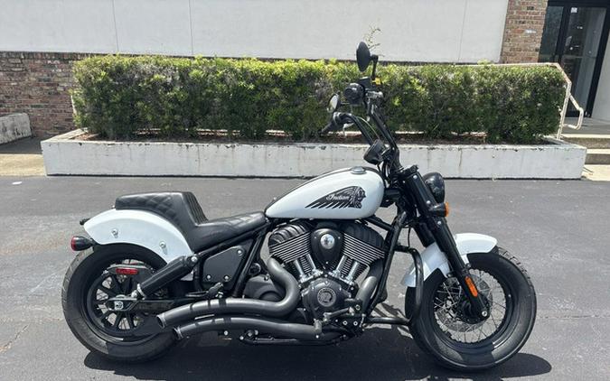 2024 Indian Chief Bobber Ghost White Metallic Smoke