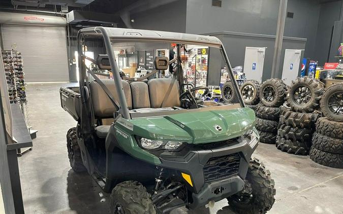 2024 Can-Am® Defender DPS HD10 Tundra Green