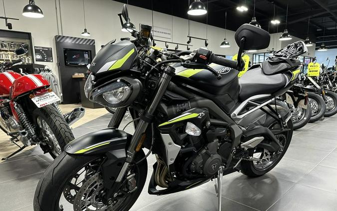 2022 Triumph Street Triple RS Matte Jet Black