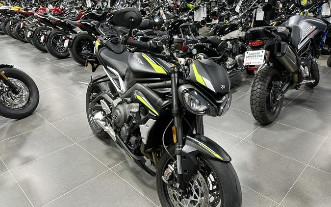 2022 Triumph Street Triple RS Matte Jet Black