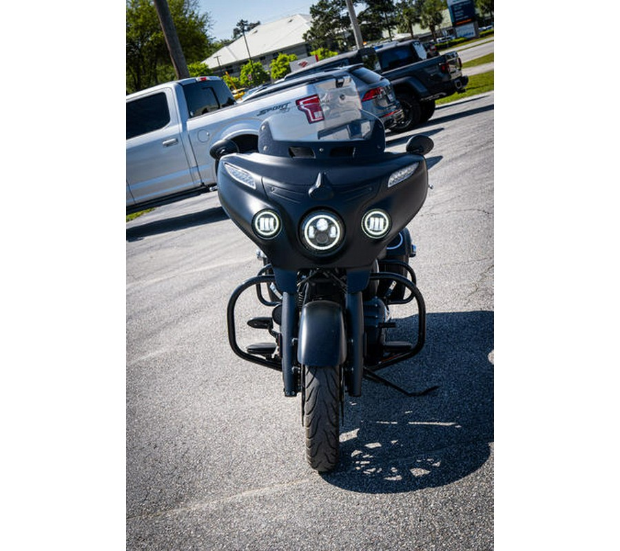 2018 Indian Motorcycle® Chieftain® Dark Horse® ABS Thunder Black Smoke