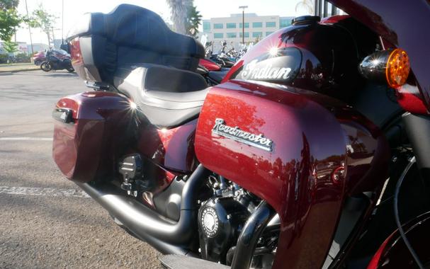 2024 Indian Motorcycle Roadmaster® Dark Horse®