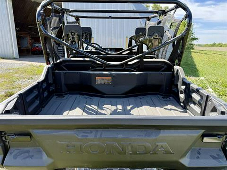 2023 Honda Pioneer 1000-6 Deluxe Crew