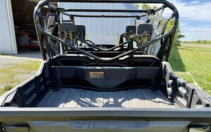 2023 Honda Pioneer 1000-6 Deluxe Crew
