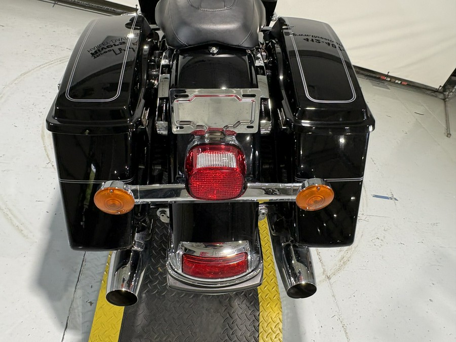 2012 Harley-Davidson® Ultra Classic™ Electra Glide® Vivid Black