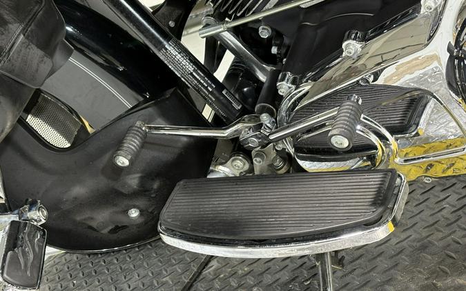 2012 Harley-Davidson® Ultra Classic™ Electra Glide® Vivid Black
