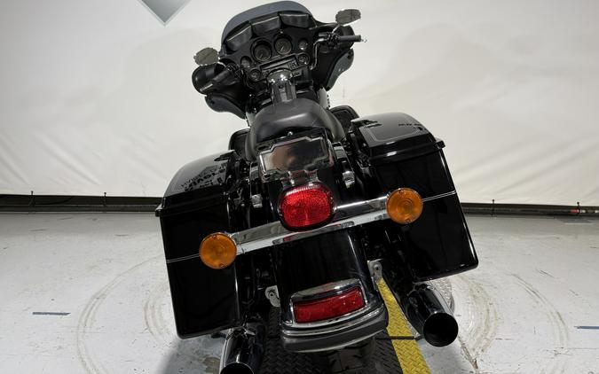 2012 Harley-Davidson® Ultra Classic™ Electra Glide® Vivid Black