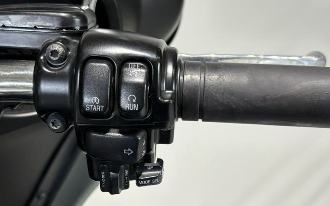 2012 Harley-Davidson® Ultra Classic™ Electra Glide® Vivid Black