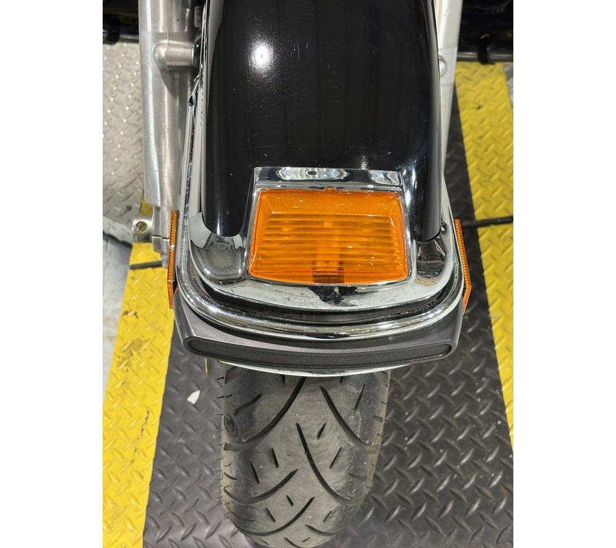 2012 Harley-Davidson® Ultra Classic™ Electra Glide® Vivid Black